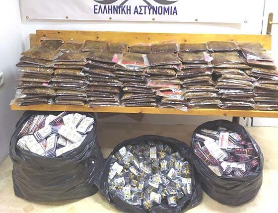25.300 φαρμακευτικά σκευάσματα και 194 κιλά καπνού κατασχέθηκαν στο πλαίσιο συντονισμένης επιχείρησης από αστυνομικούς του Τμήματος Ασφάλειας Κομοτηνής